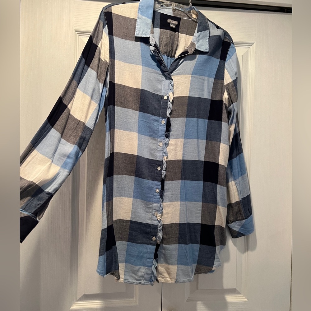 Aerie Navy and Light Blue Checkered Shirt
